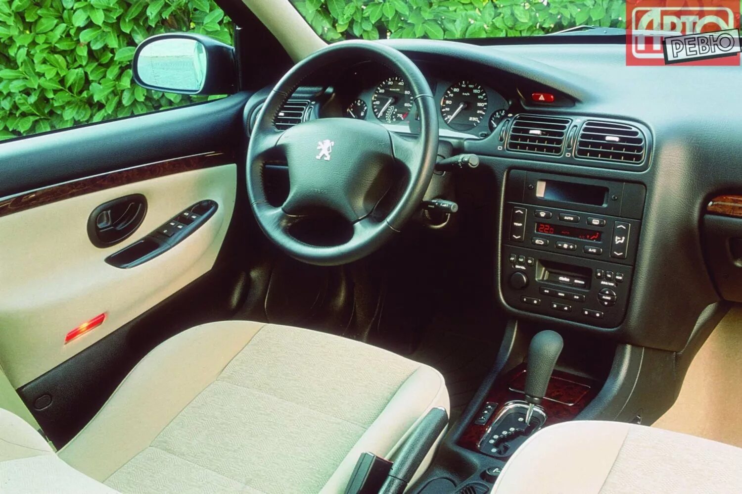 Пежо 406 2 литра. Пежо 406 универсал дизель. пежо 406 седан. peugeot 406 рестайлинг салон. peugeot 406 седан рестайлинг салон.