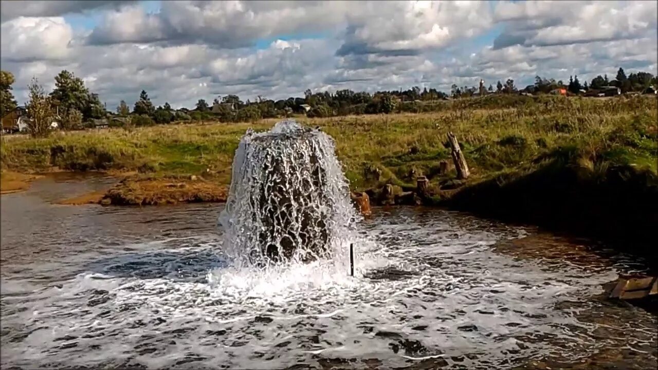 Старая русса вода. Царицынский источник Старая Русса. Старая Русса Минеральные источники. Екатерининский источник Старая Русса. Старая Русса источники минеральной воды.