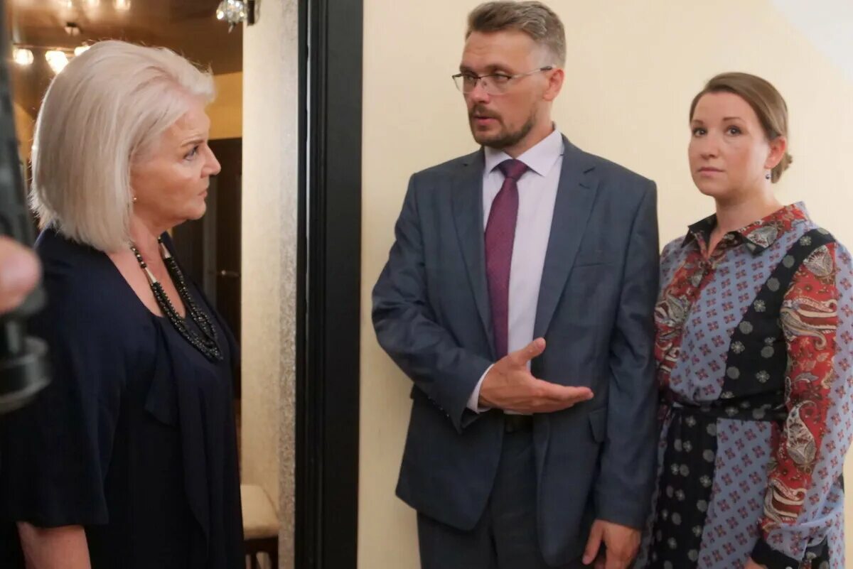 Елена муравьёва актриса 2023. Когда выйдет некрасивая подружка. Дата кроавуы актриса. Когда выйдет некрасивая подружка. Ольга дятловская некрасивая подружка.