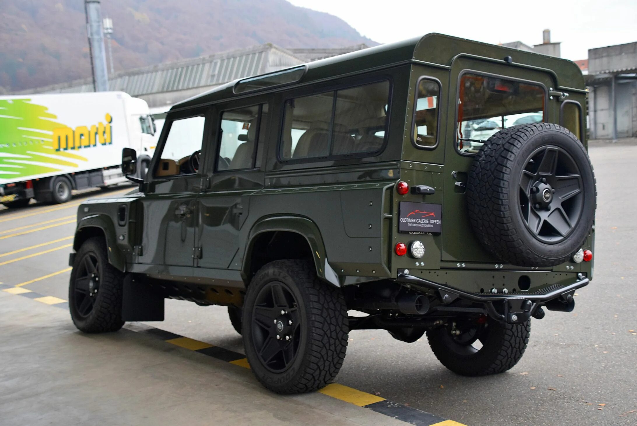 Defender stix. Ленд ровер defender 110. ленд ровер дефендер 110 2013. ленд ровер дефендер 2013. дефендер 110 5.0.