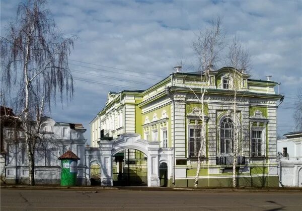 Музей уездного города чистополь. Музей заповедник чистополь. Чистопольский музей. Музейно-выставочный комплекс чистополь. Чистопольский музей.