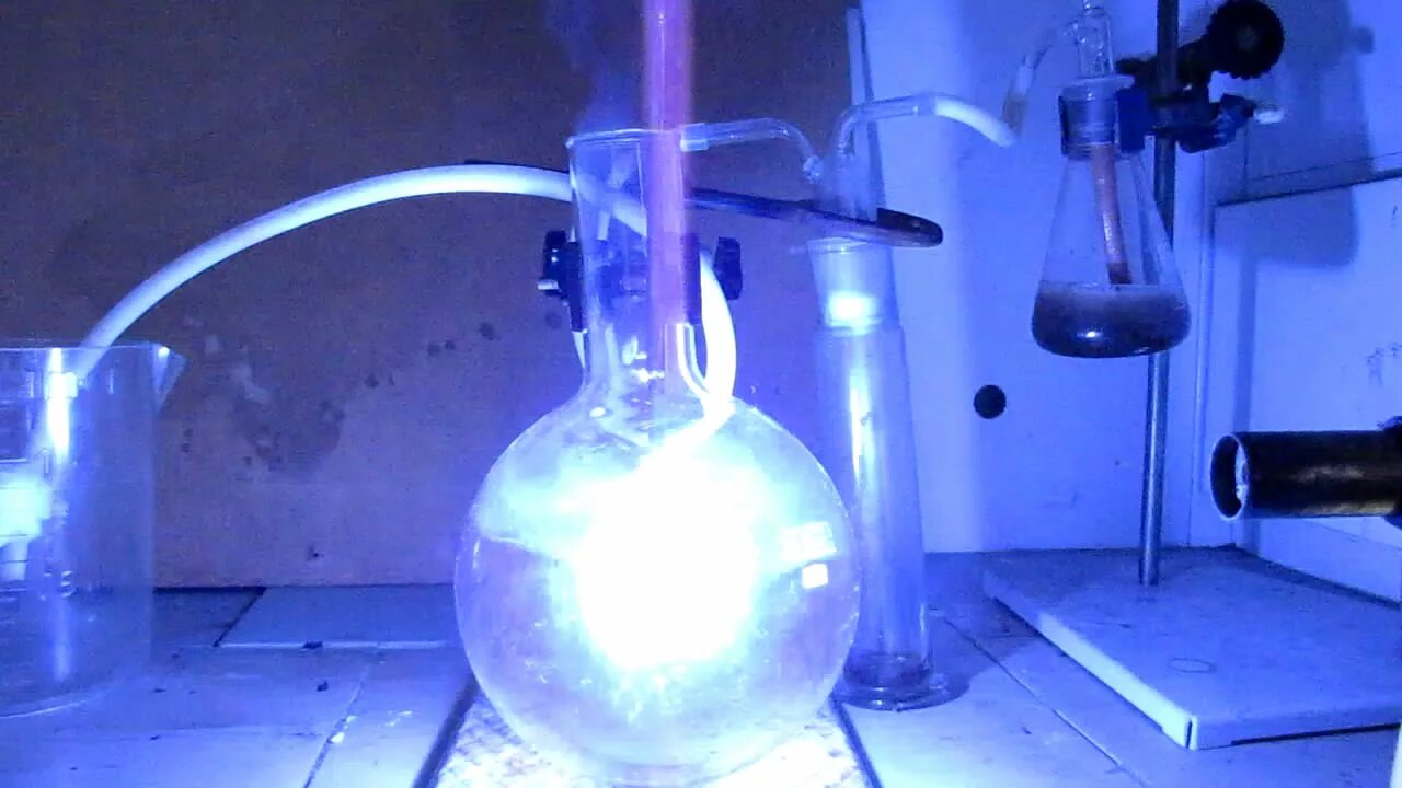Газы и пары металлов