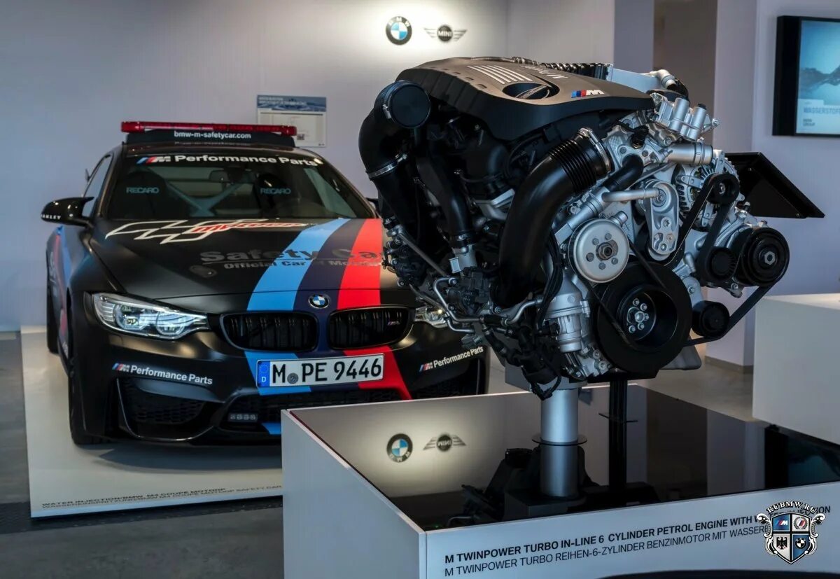 М4 двигатель. Bmw m4 моторы. мотор новой бмв м4. бмв 4.4 двигатель машина. мотор бмв 800.