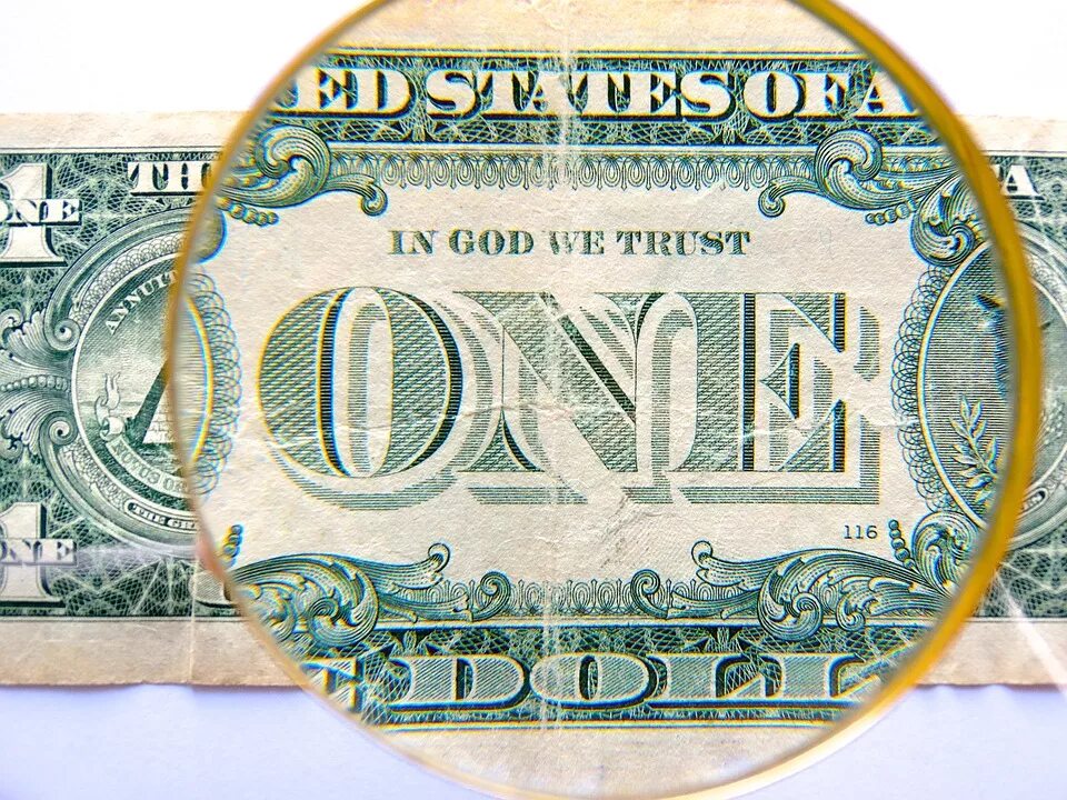 God trust in us. In god we trust на долларе. in god we trust 100 долларов. 1 доллар in god we trust. in gods we trust.