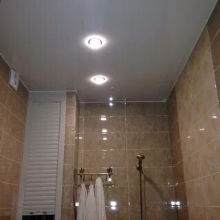 Лампы в натяжной потолок в ванной