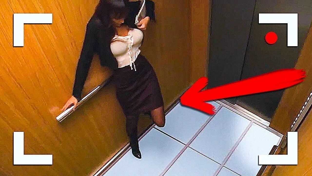 "Умный дом" с AliExpress отправлял фото россиянки на китайские сайты для извраще