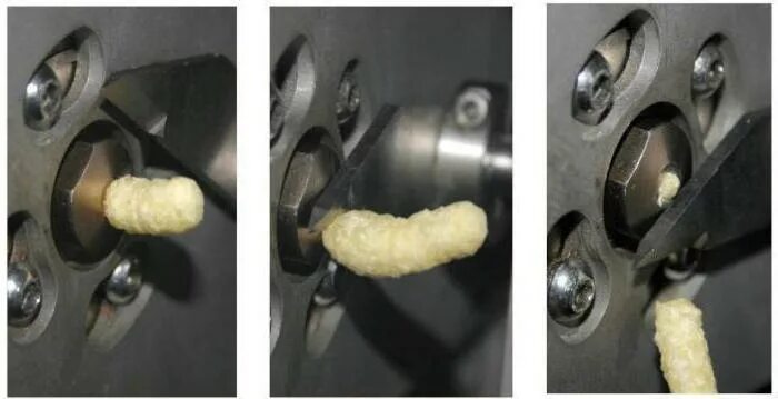 Аппарат для кукурузных палочек. Как делают кукурузные палочки на заводе. Как делают кукурузные палочки на заводе. Сладкие кукурузные палочки. Технология производства кукурузных палочек.