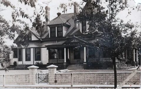 The 1900 house