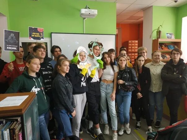 В геловани. Колледж имени геловани севастополь. Урок мужества севастополь. Севастополь колледж севмк бюлютеннь. Многопрофильный колледж имени геловани.