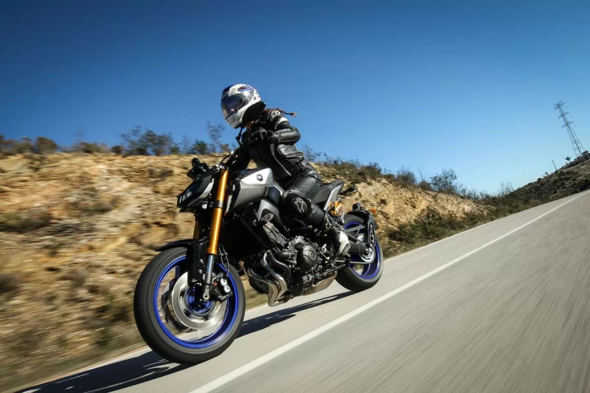 Мотоцикл Yamaha MT-09. Ямаха MT 09. Yamaha MT 9. Yamaha MT-09 Tracer.