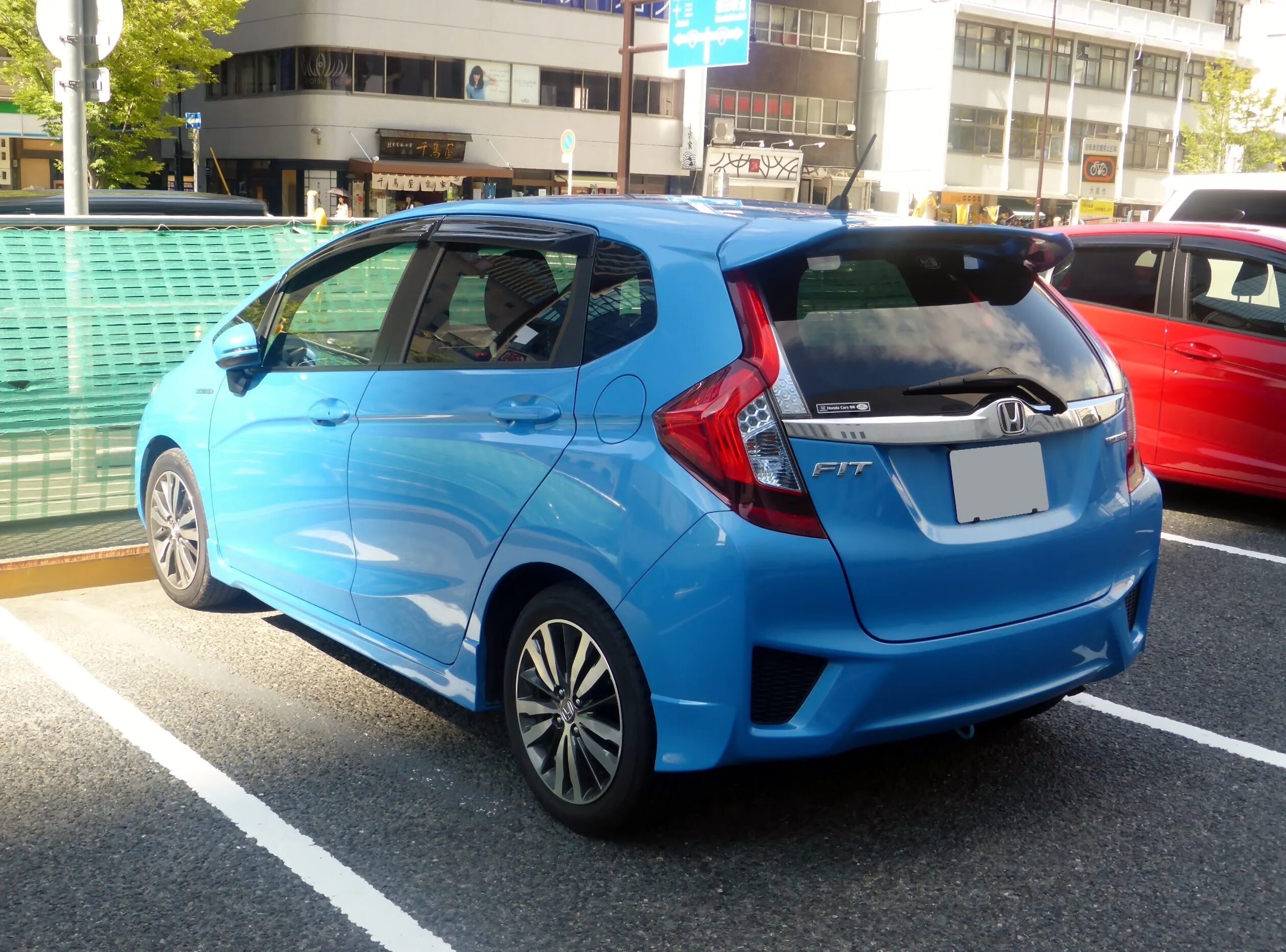 Honda Fit 2018 Hybrid. Хонда фит гибрид 2020. Honda Fit gp6. Хонда фит гибрид 2019.