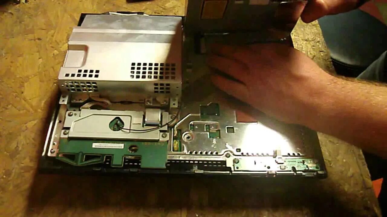Как открыть ps3. Playstation 3 fat плата. ps3 fat teardown. sony ps3 fat разбор. ps3 fat охлаждение.