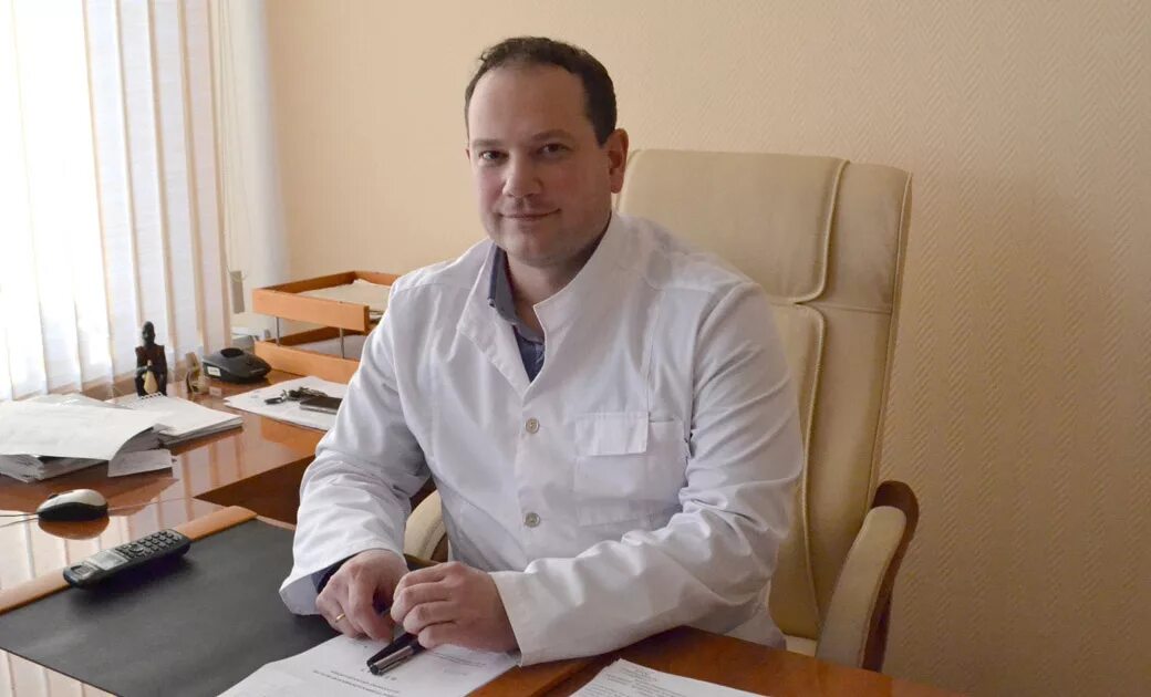 Гл врач поликлиники. Цгб ковров главный врач зинченко антон сергеевич. бадаев дмитрий владимирович ковров. филатов михаил сергеевич главврач. зинченко дмитрий сергеевич.
