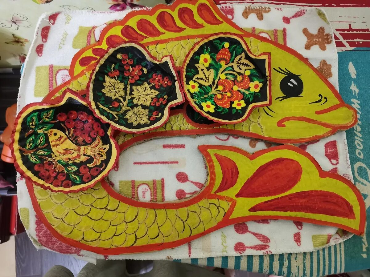 хохлома конкурс. поделка хохлома. хохлома конкурс. хохломская роспись рябинка. хохломская роспись тарелка с клубникой.