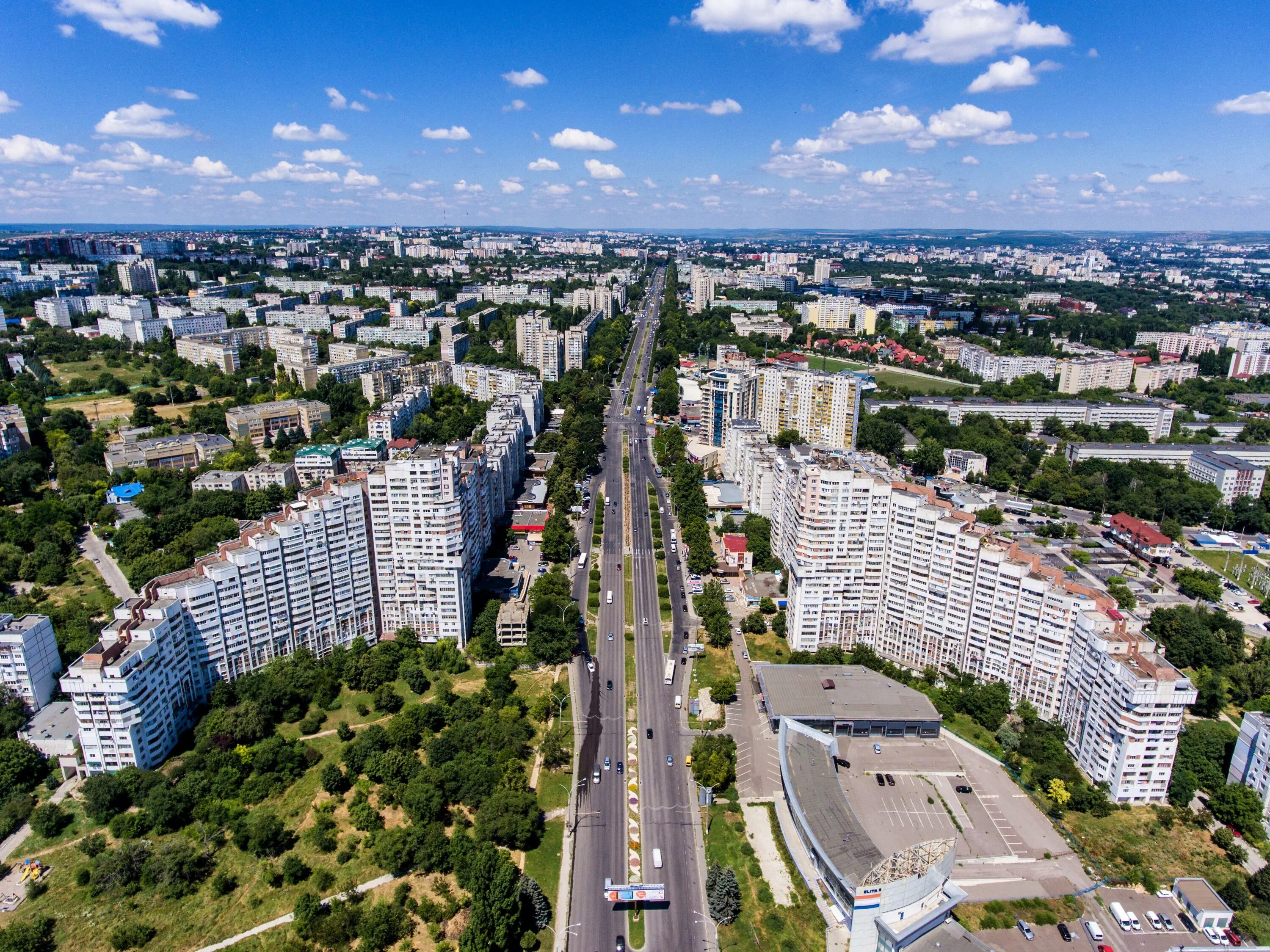 Кишинев столица. Ворота города Кишинев. Чисинау Молдова. Кишинев центр.