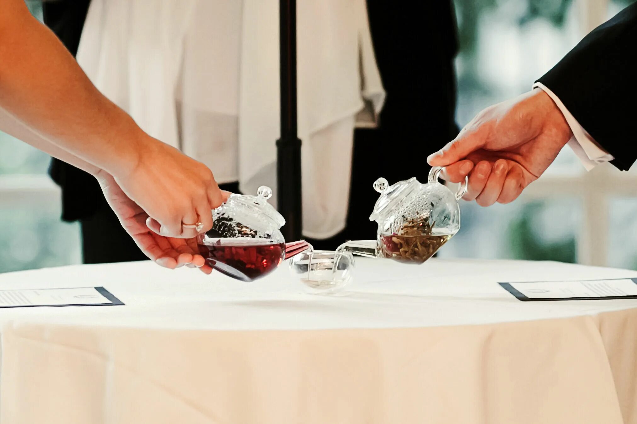 Церемония про. Свадебная чайная церемония. Чайная свадьба. Свадьба подготовка традиции. Чайная церемония в Китае на свадьбе.