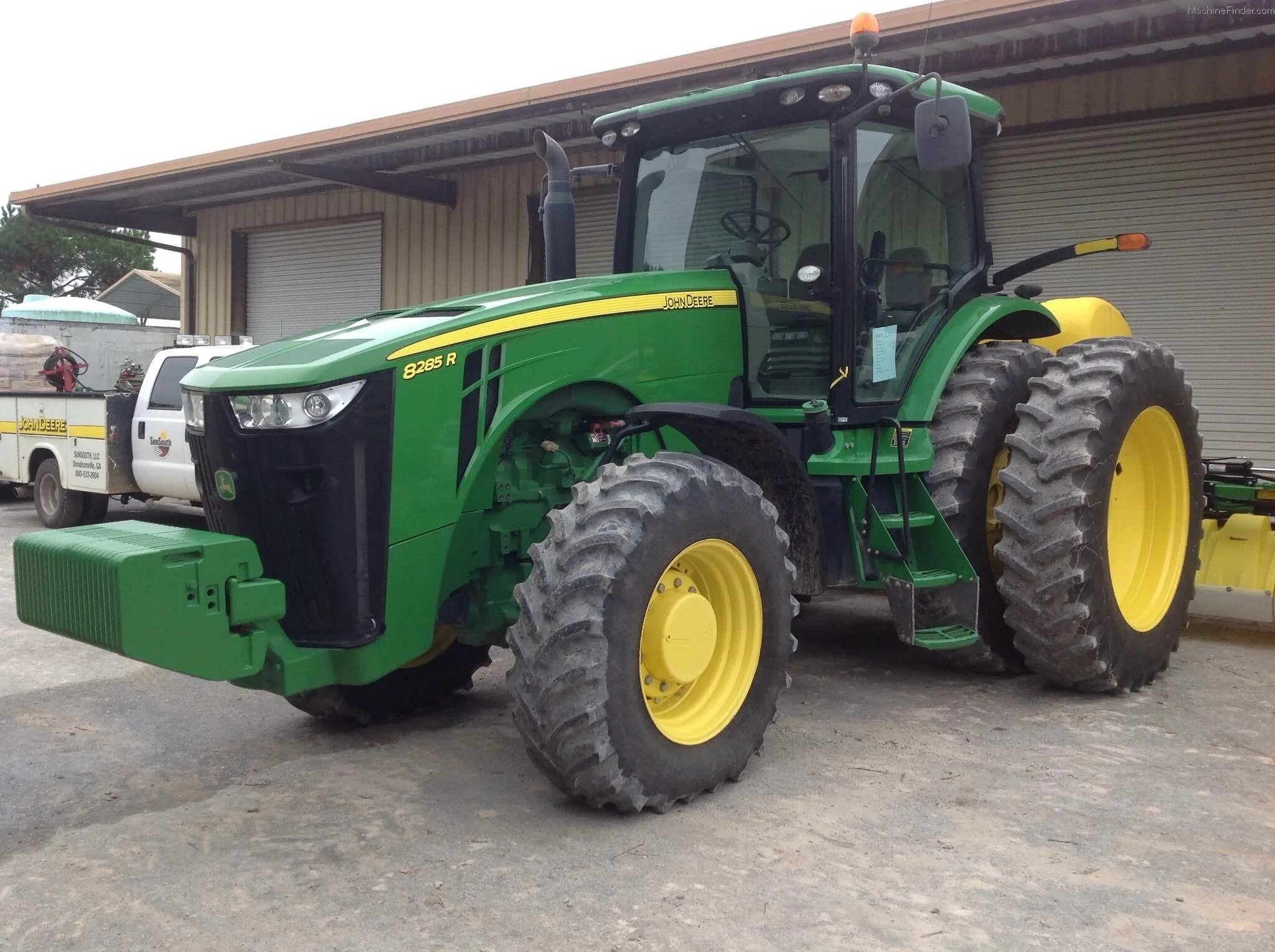 Джон дир б у трактор. Джон дир 8285r. трактор john deere 9520. трактор джон дир 8400. трактор джон дир 35.