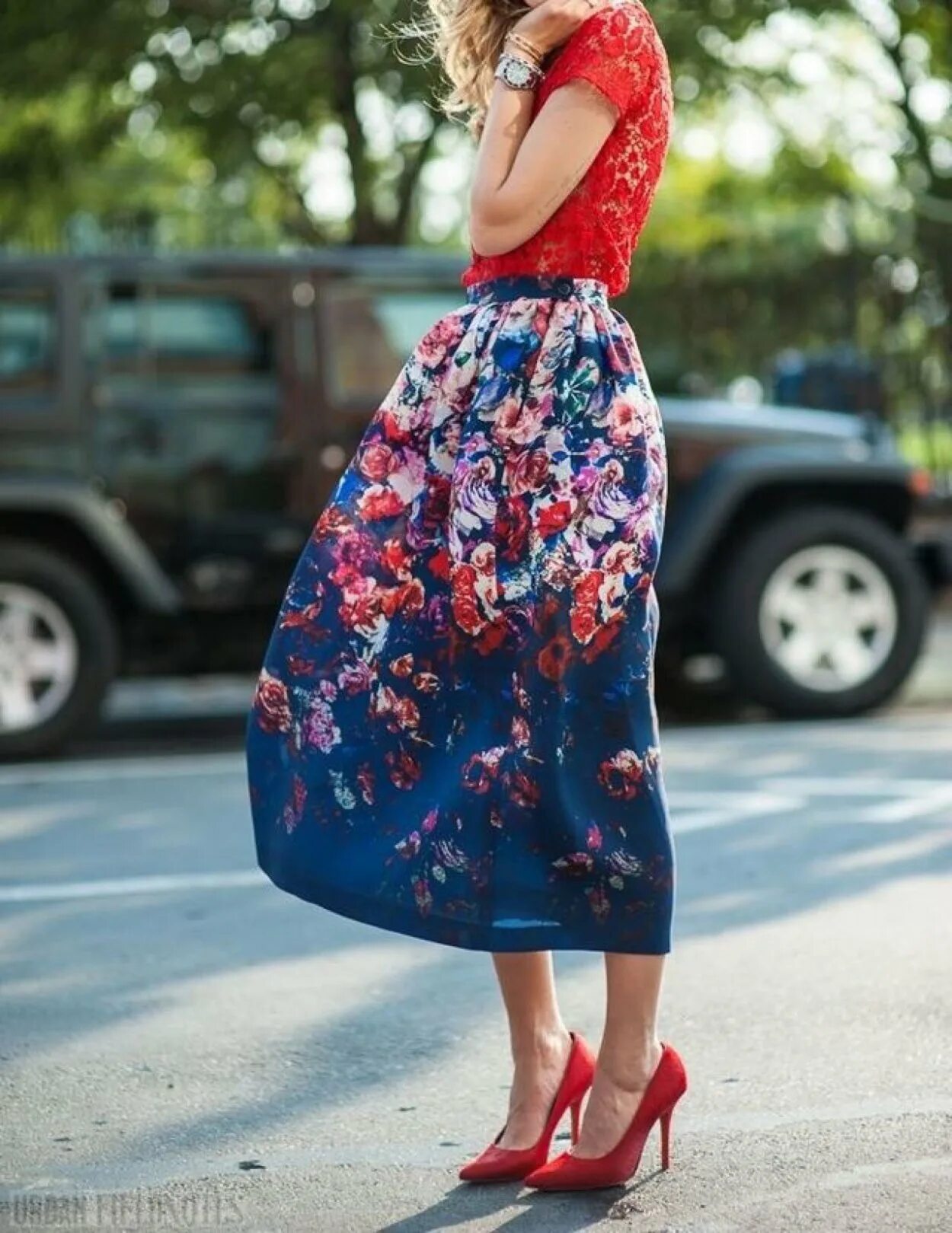 Юбка емка фашион. Цветная юбка. Юбка в цветочек. Летняя юбка в цветочек.