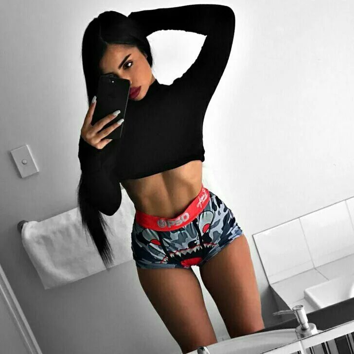 Gina savage 18. Gina savage папарацци. Gina savage лицо. Gina savage 18. Gina savage 18.