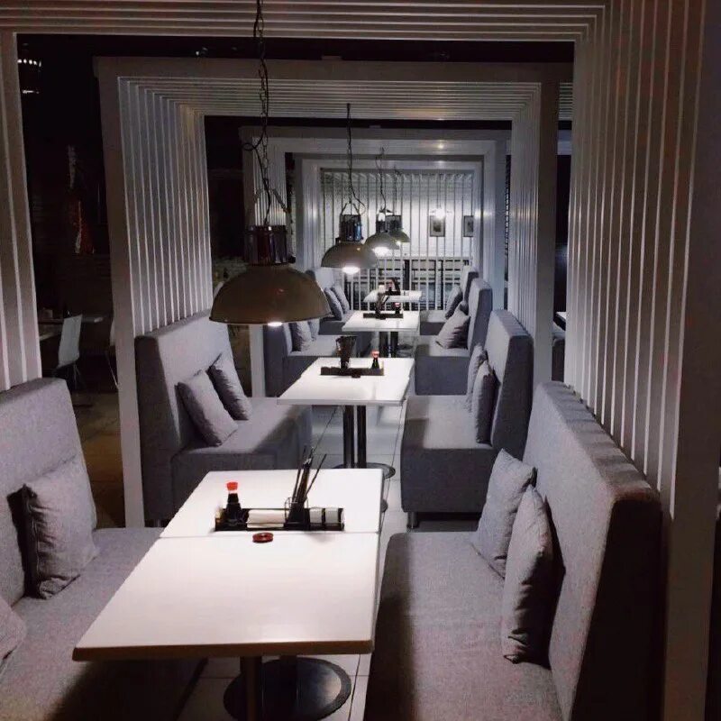 Предприятия общественного питания. Ресторан vasilchukí chaihona 1. Каждое утро в нашем заведении начинается одинаково картинка. Гости в заведении. Творческая молодежь.