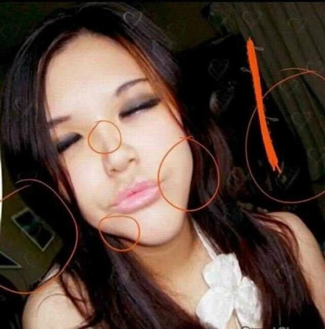 Неудачный фотошоп фото. Приколы с эйфелевой башней. Бог фотошопа. Плохой фотомонтаж. Прифотошопленные люди.