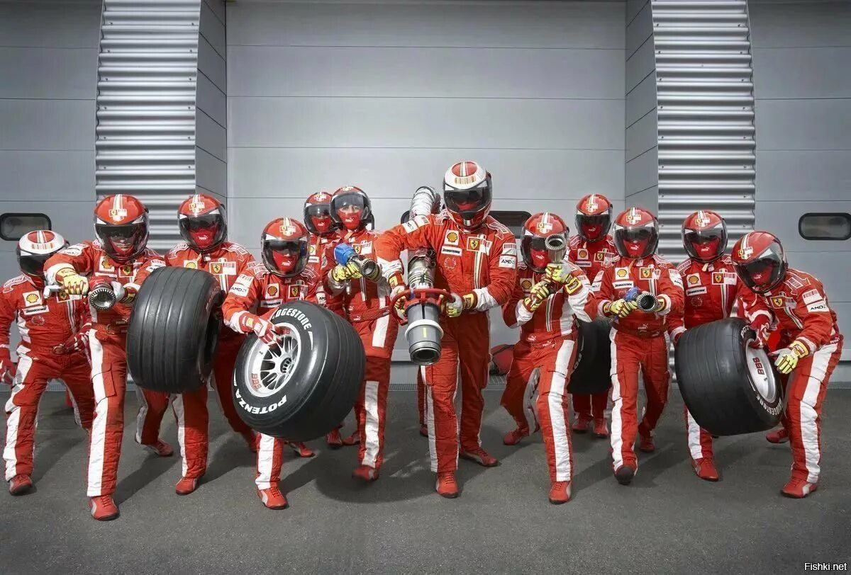Пит стоп запись. Ferrari f1 pit. ferrari f1 team. пит стоп формула 1. пит стоп феррари ф1.