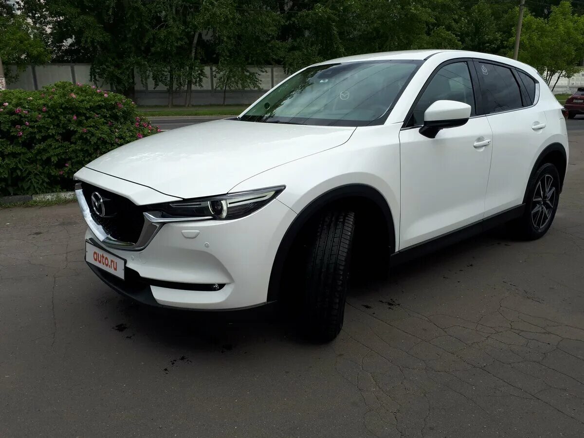 Белая 05. Mazda CX-5 2018 белый. Mazda CX 5 White. Мазда cx5 белая. Мазда белый перламутр cx5.