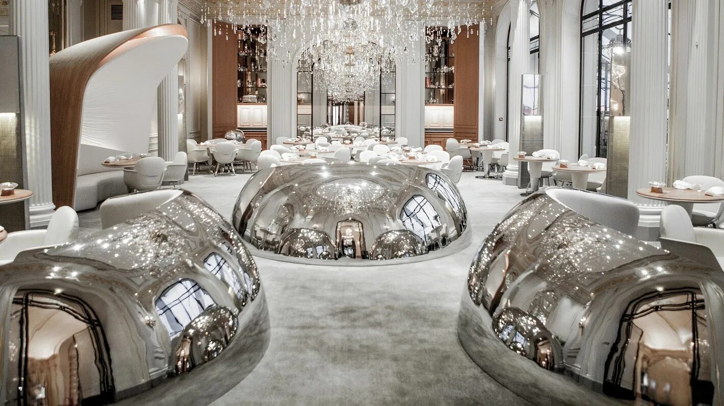 Luxury much. Ресторан Alain Ducasse au Plaza Athenee. Alain Ducasse au Plaza Athenee Париж Франция. Alain Ducasse au Plaza Athénée ресторан. Отель в Париже Плаза Атени.