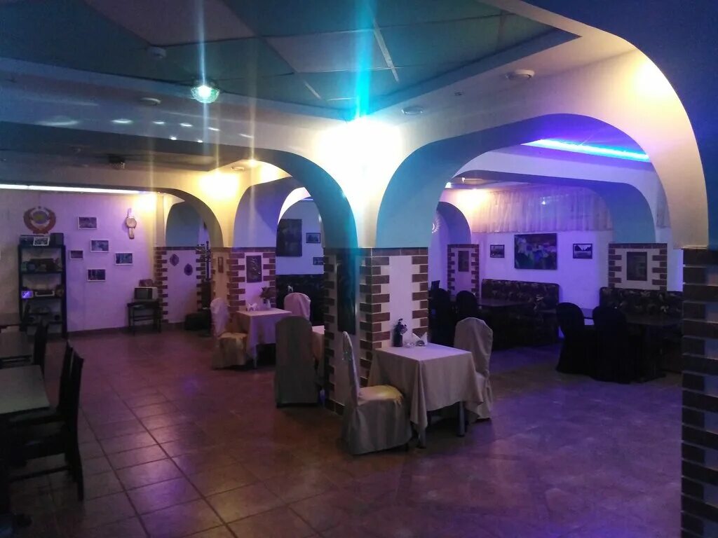 ретро кафе отзывы. кафе ретро кавказская. кафе ретро старый оскол официальный сайт. интерьер кафе в стиле ретро. ретро кафе москва.