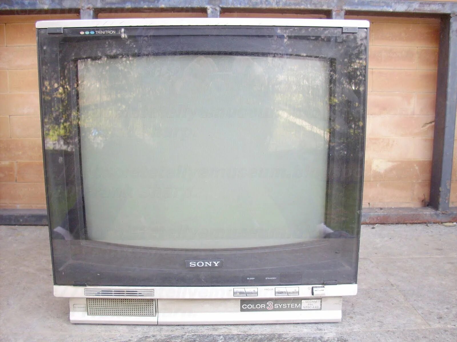 Sony Trinitron 1980. Trinitron Sony KV 27. Trinitron KV-1310. Телевизор сони тринитрон 72.