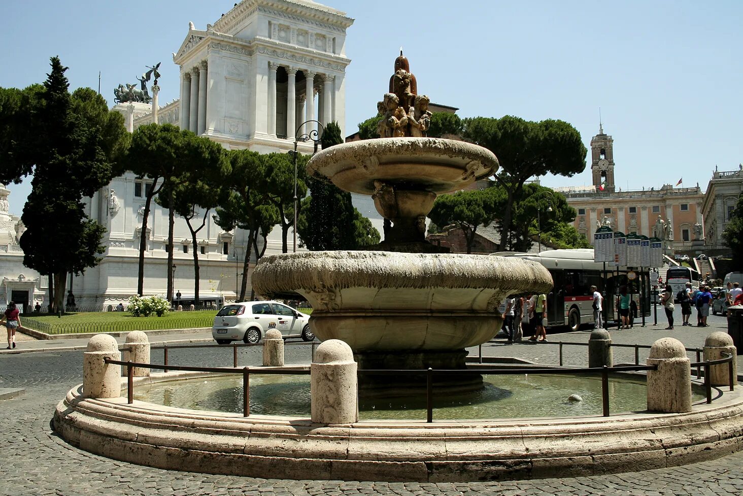 Пьяцца Никосия фонтан. Карло фонтана Архитектор. Пьяцца фонтана Муссолини. Франческо фонтана. Фонтана ру