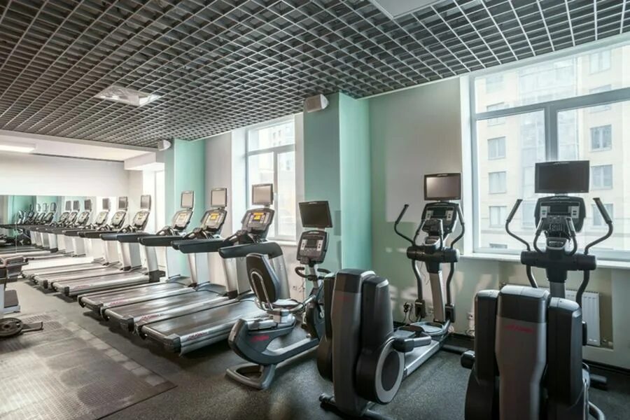 Фитнес хаус выборгское шоссе. Фитнес Хаус Престиж Санкт-Петербург. Fitness House Prestige на Хошимина. Фитнес Хауз Хошимина бассейн. Фитнес Хаус Престиж на Выборгском шоссе.