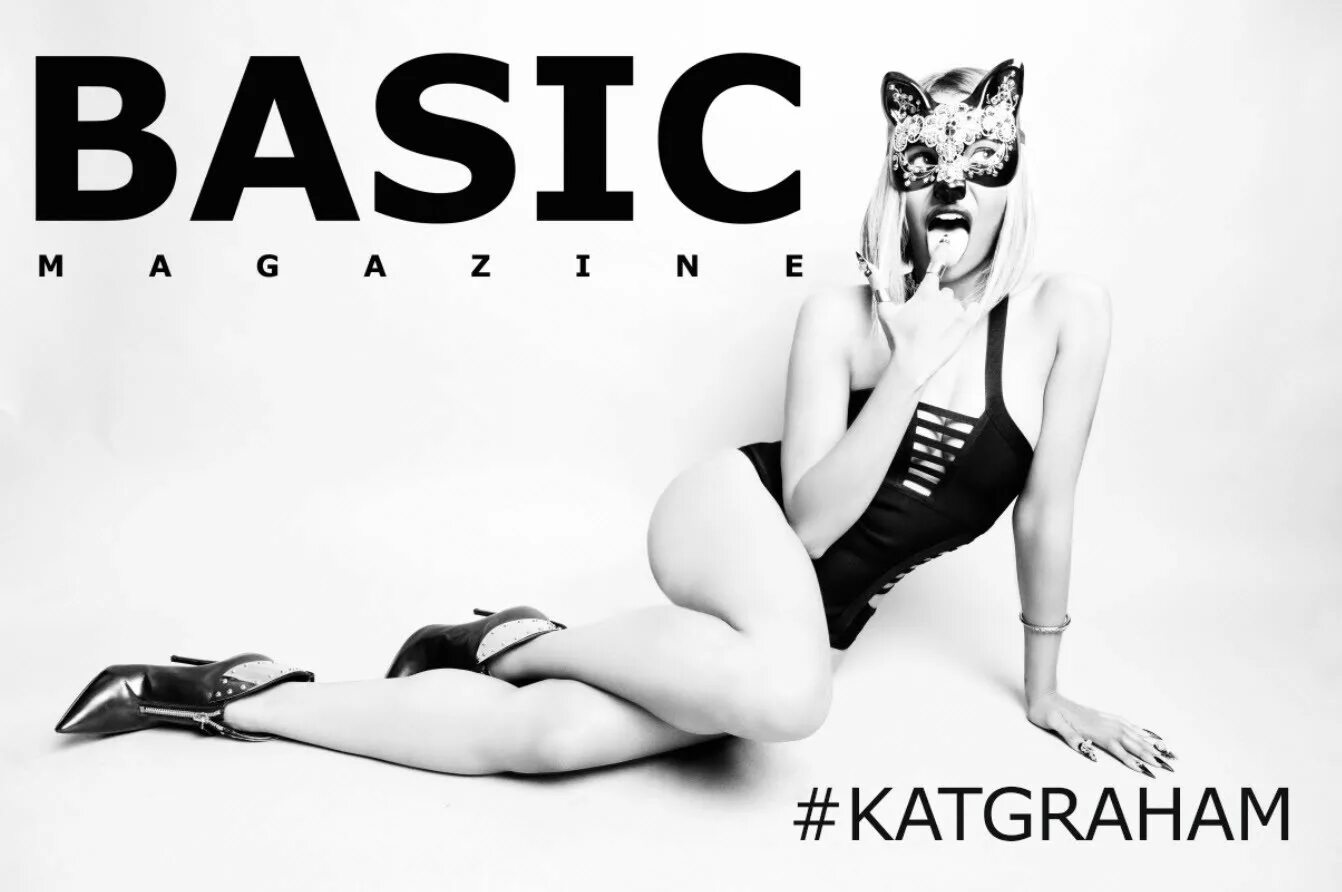 Mean girls musical обложка. 4 ur girl перевод. 4 ur girl перевод. 4 ur girl перевод. Kat solo 18magazin.