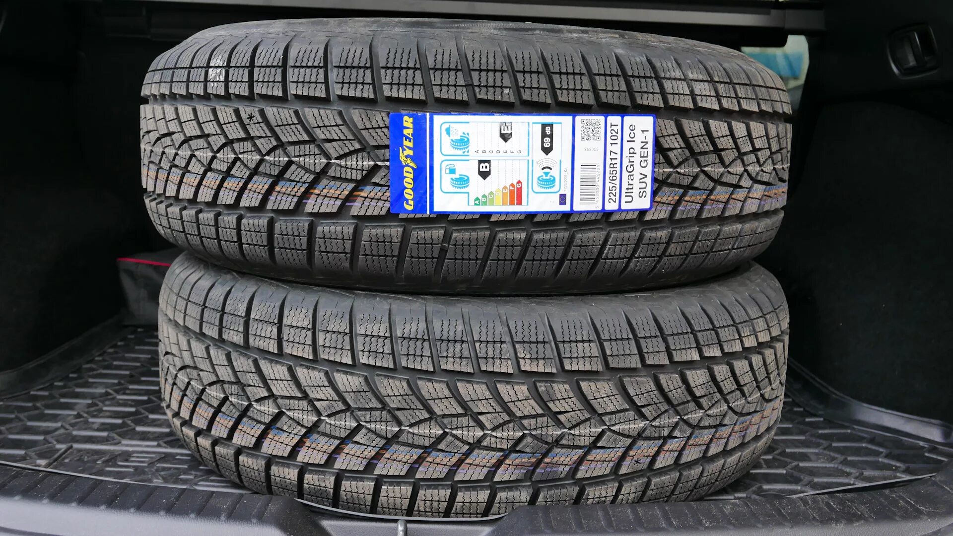 Goodyear ULTRAGRIP Ice SUV Gen-1 235/65 r17. Goodyear 225/60r18 104t XL ULTRAGRIP Ice SUV Gen-1. Goodyear ULTRAGRIP Ice SUV Gen-1. Goodyear ULTRAGRIP Ice SUV Gen-1 225/60 r17 103 t.