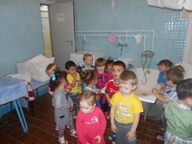 Экскурсия в прачечную в детском. Ребятам о профессии прачки в детском саду. стены прачки дошкольном отделении. детский садик 100 прачка. детский садик 37 балахна прачка.