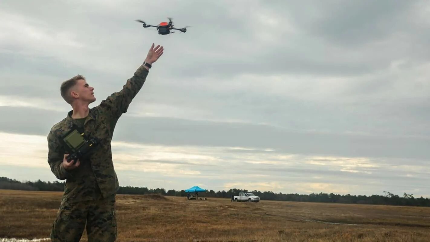 Должности бпла. Боевые бпла. военный беспилотник. оператор военного беспилотника. разведка бпла.
