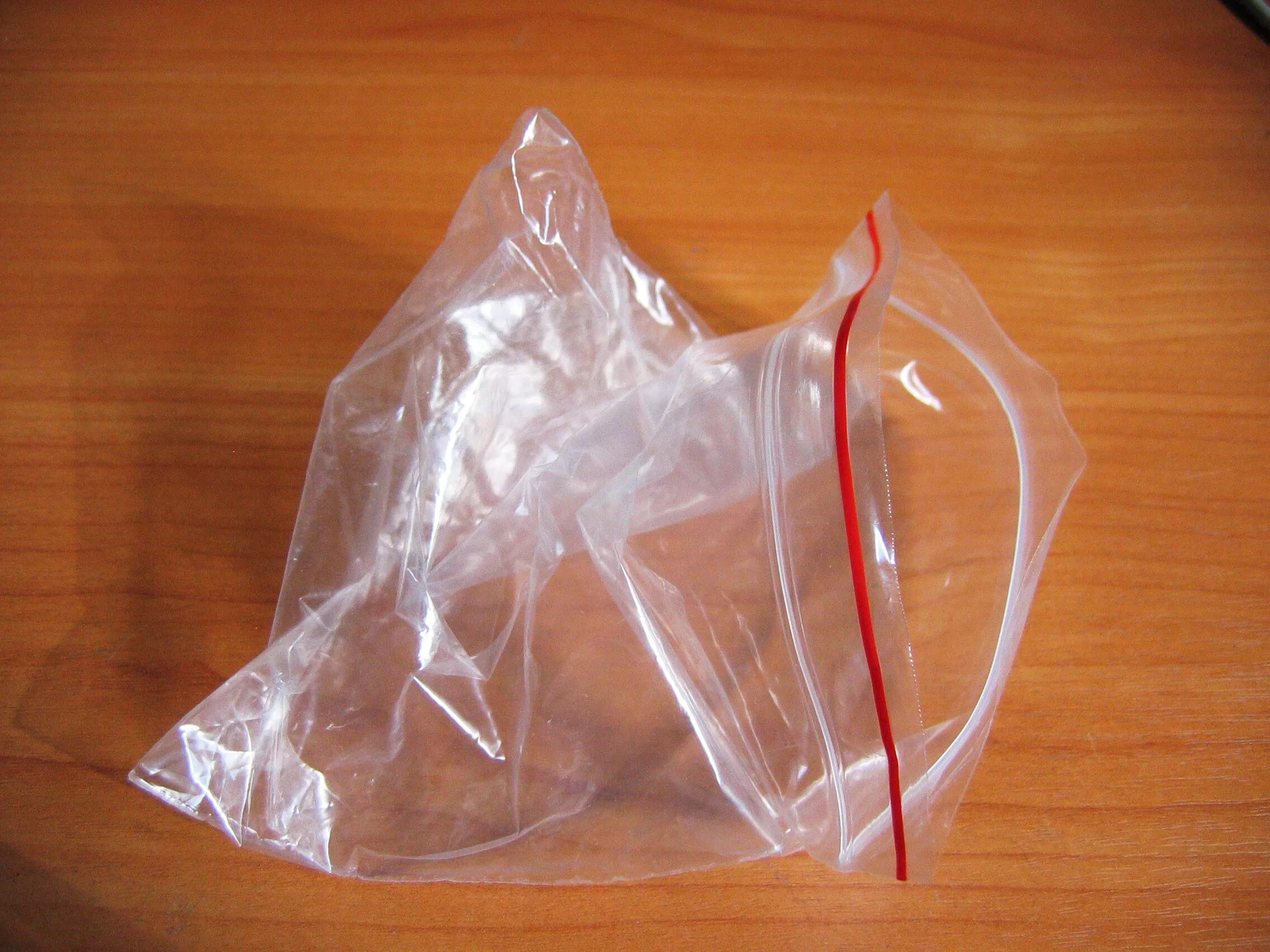 Целлофановый мешочек. Полиэтиленовый пакетик. Пластиковый пакет. Целлофановый пакетик.