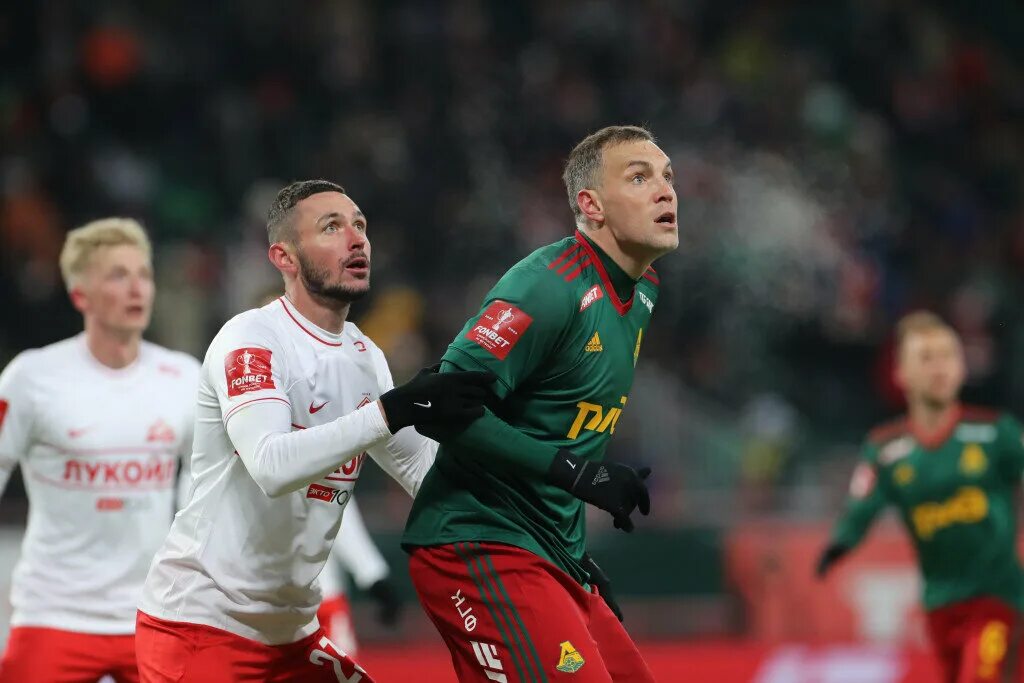 Дзюба почему не играет сегодня за локомотив. Дзюба 2025. дзюба локомотив.