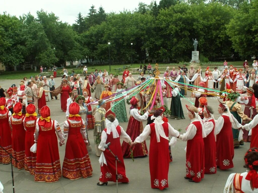 Июньская Карусель Гаврилов Посад. Июньская Карусель межрегиональный фольклорный. Июньская Карусель фестиваль. Праздник русских традиций Гаврилов Посад.