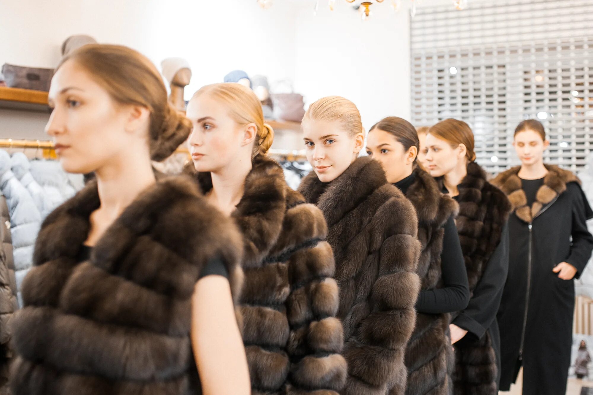 Меха и мода форум. Анна манчини тюмень. Меховые полушубки женские 2020-2021. Меха и мода форум. Меха и мода форум.