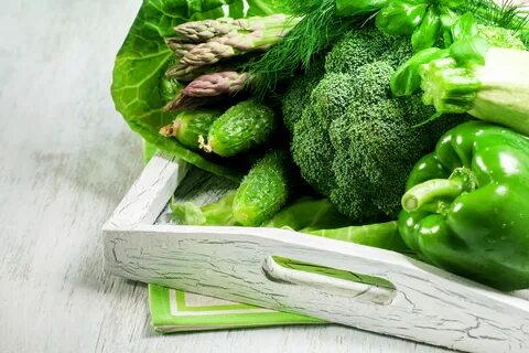Зеленые овощи свежие