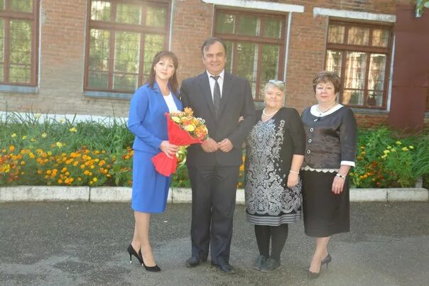 сарапул школы учителя