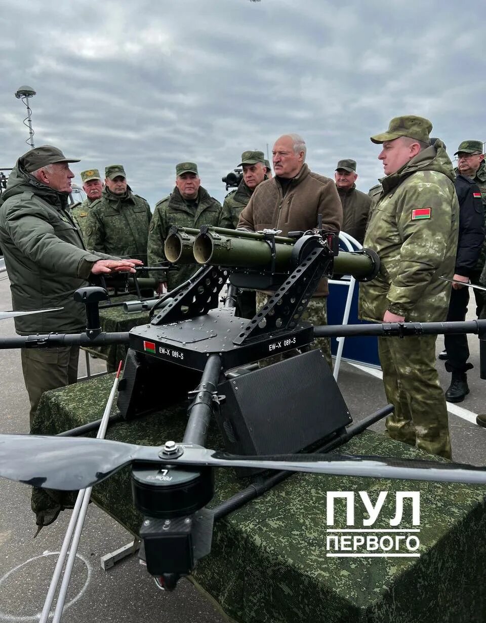 Белорусский дрон с гранатометом. Российские дроны в беларуси. Беспилотники белоруссии. Российские дроны в беларуси. Бпла хантер белоруссия.