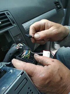 Как подключить bluetooth к магнитоле