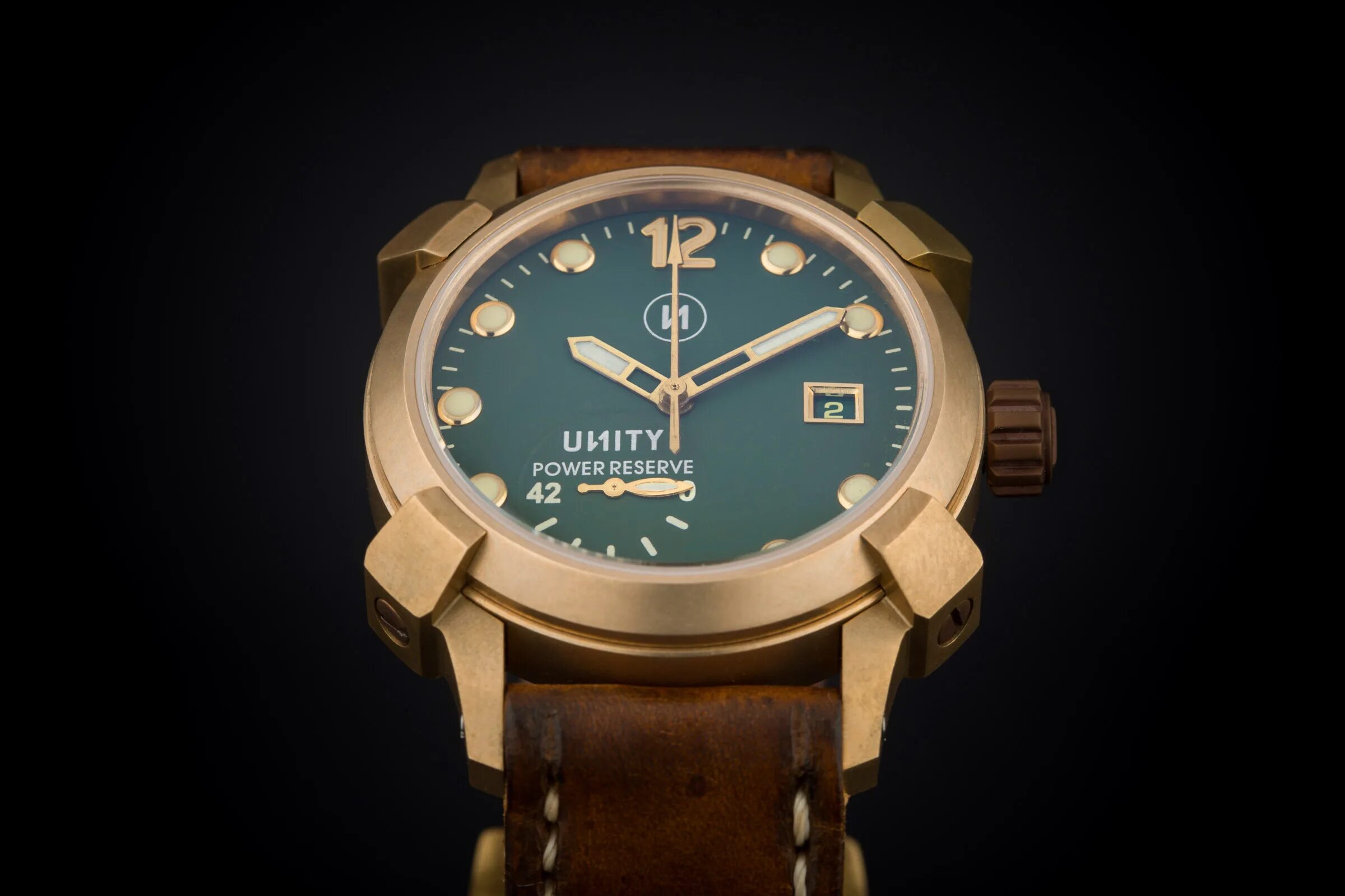 Часы Bronze and Green. Часы для Юнити. Diesel Limited часы бронза. Наручные часы от Unity.