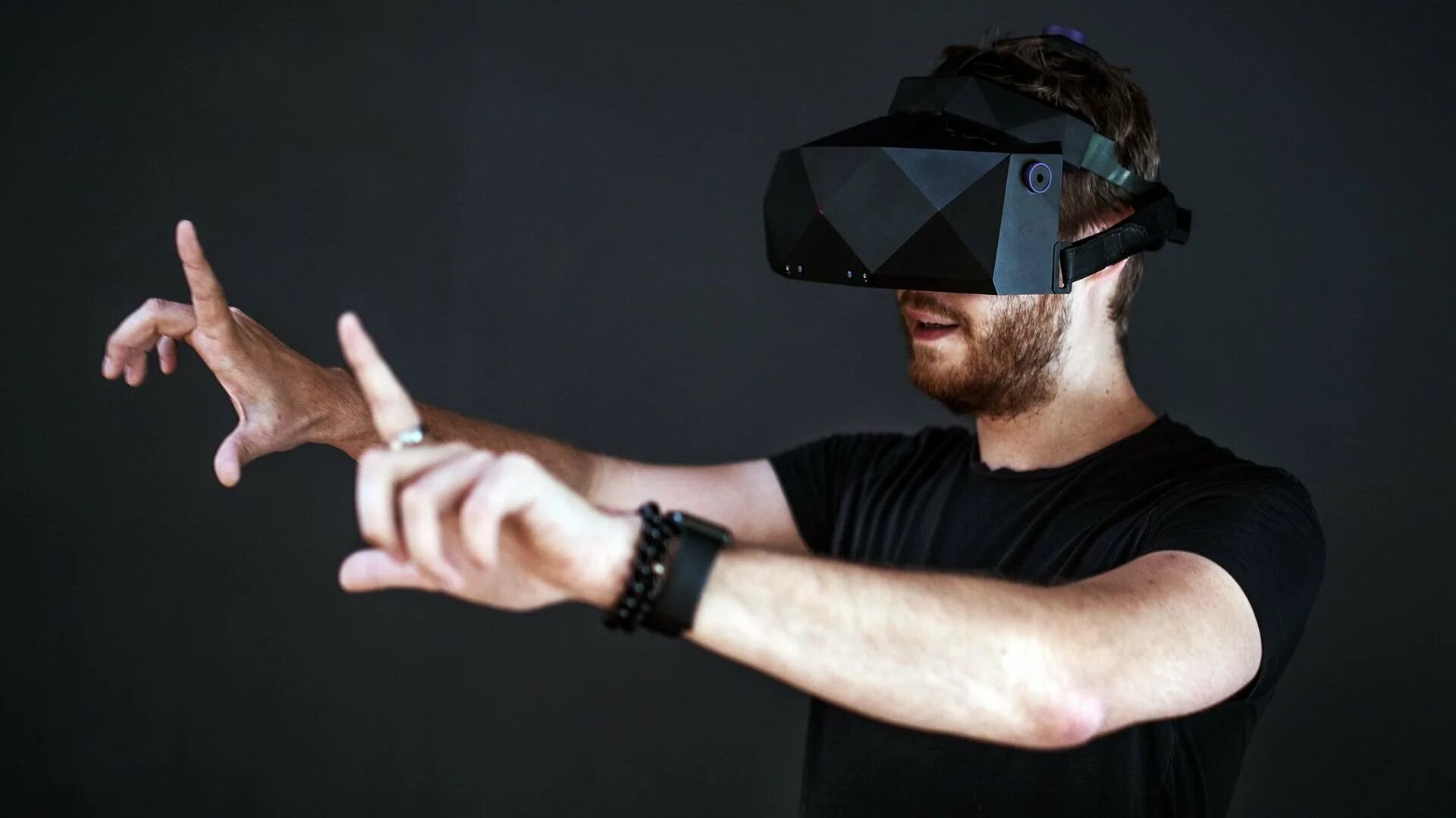 Изображение виртуальной реальности. Baikal (virtual reality - vr). vrgineers xtal. очки виртуальной реальности ces 2025. виртуальная реальность без погружения.
