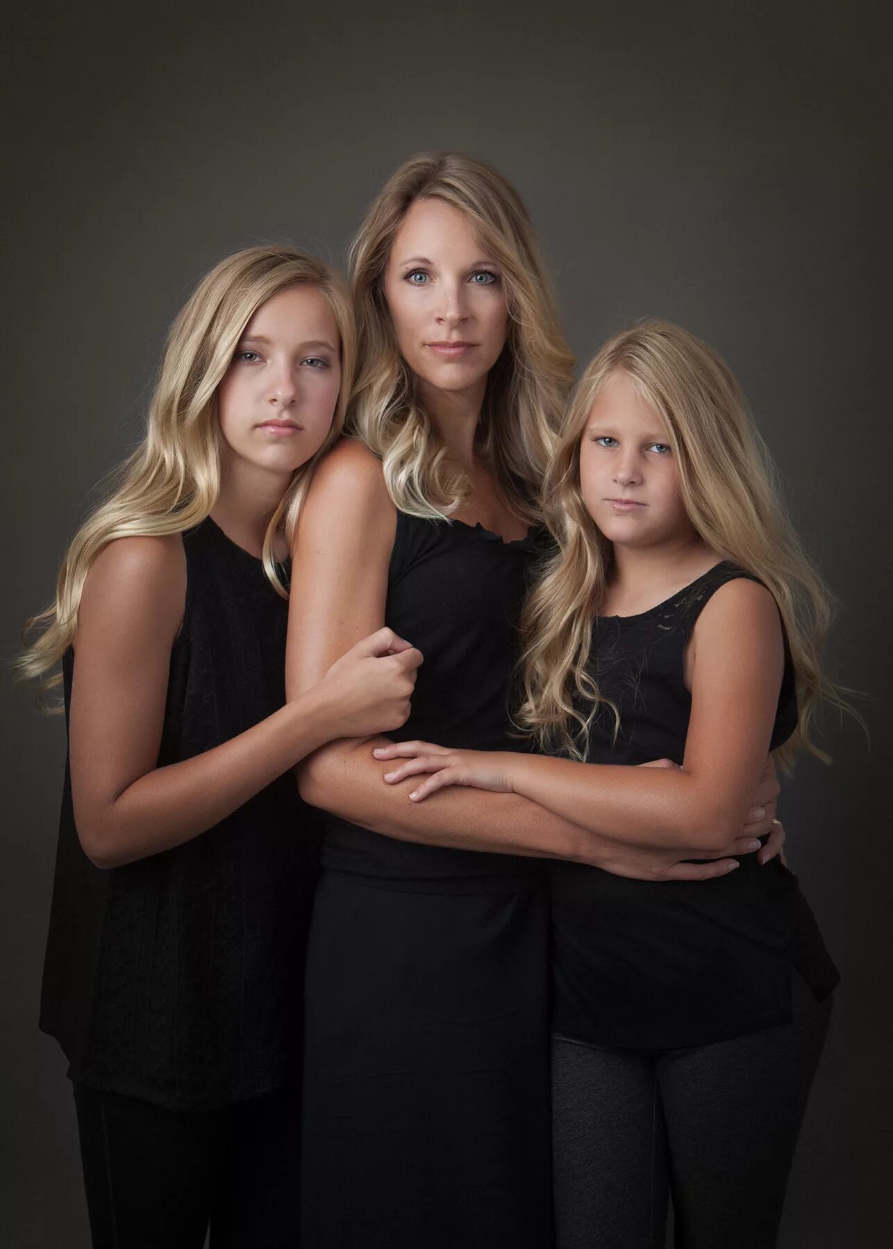 Мать с ребенком. F daughter. Красивая дочь. F daughter. Daughter s;.