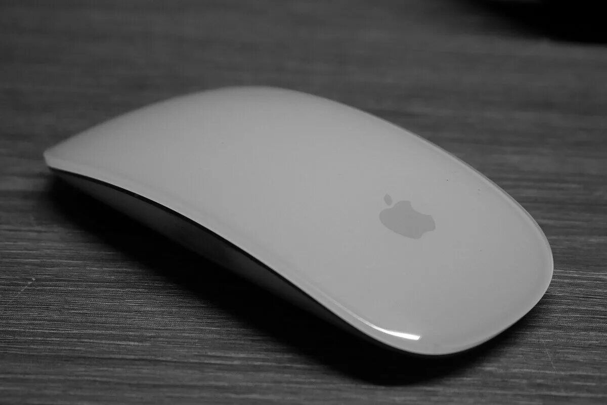 Черная белая компьютерная мышь. Мышь Apple Magic Mouse 2. Apple Magic Mouse 3 Black. Apple Magic Mouse 2 White. Мышка Apple Magic Mouse 3.