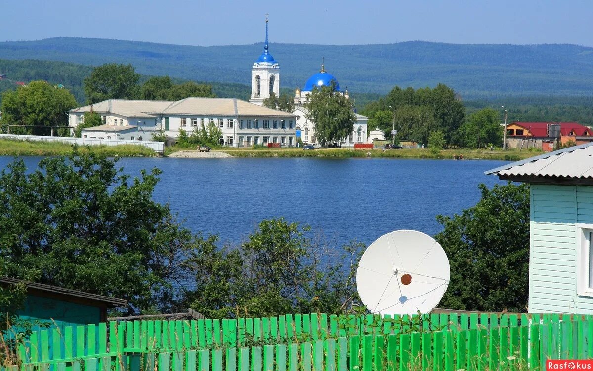 Сколько до верхнего тагила. Верхний Тагил пруд. Город верхний Тагил. Город верхний Тагил Свердловской области. Мемориал верхний Тагил.