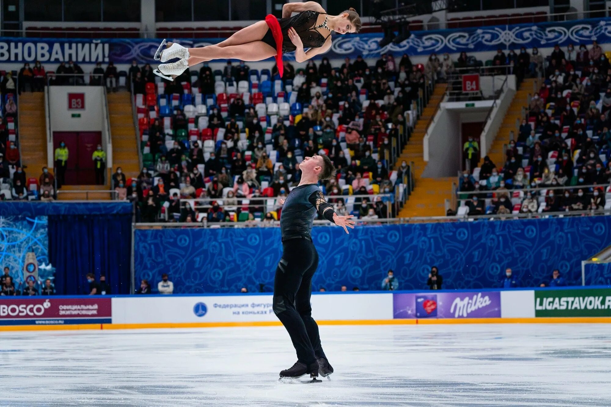 Кубок первого канала по фигурному 2021. Кубок первого канала 2021 фигурное катание. Кубок 1 канала фигурное катание. Кубок первого канала по фигурному катанию.